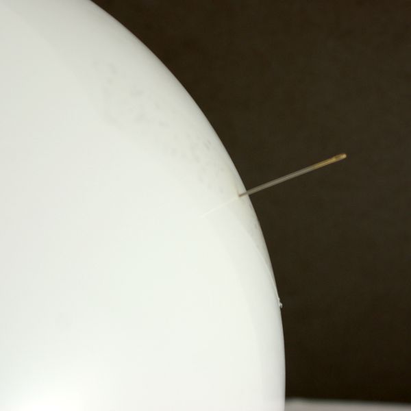 needle in balloon