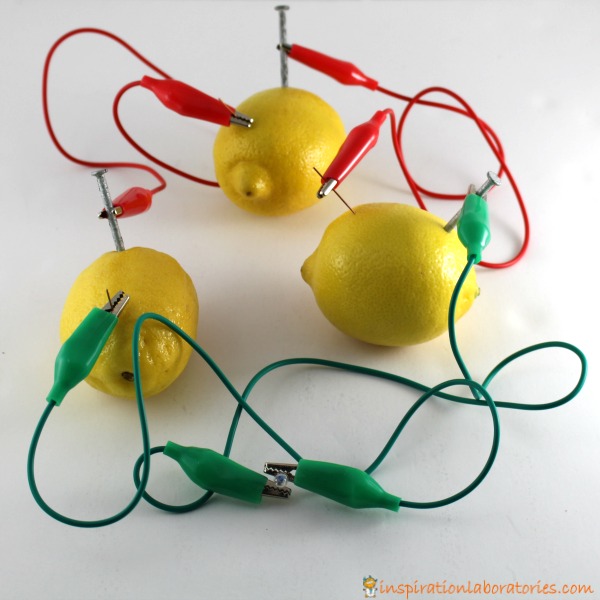 Did you know that lemons and other fruit can power a light bulb or a clock? Learn how to make your own lemon battery in this post sponsored by Green Works. #NaturalPotential