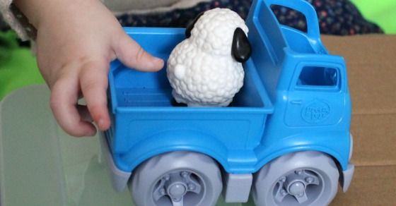 Farm Animal Races with Little Blue Truck | Inspiration Laboratories