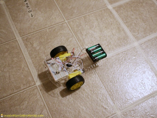 Design a maze for a light following robot. This is a great electronics and robotics project for kids.