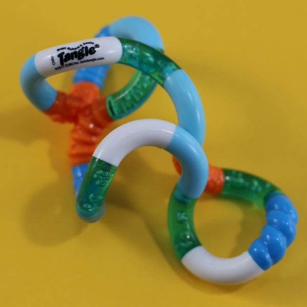 Zuru Tangle fidget toy