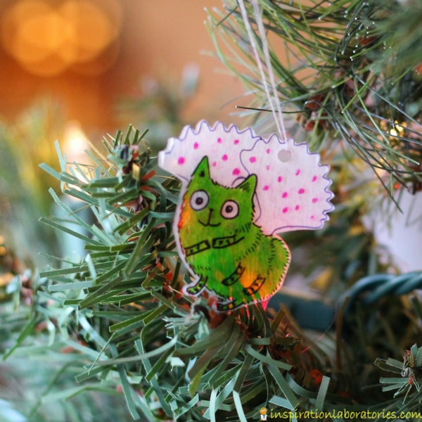Caterfly ornament - Make Shrinky Dink ornaments for your favorite book characters. Free Zoey and Sassafras printable template available.