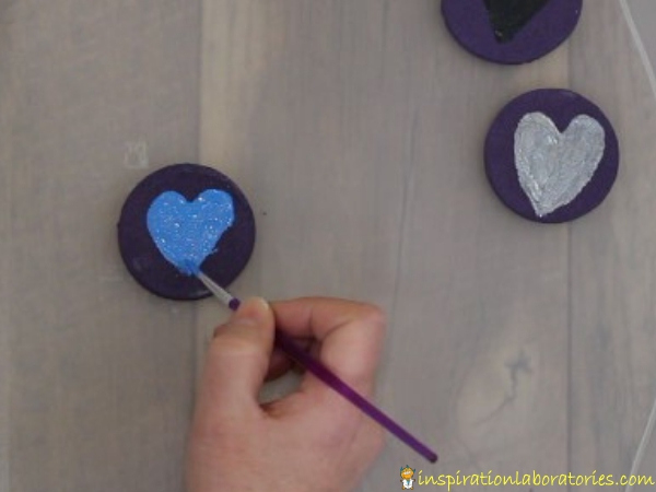 paint a heart on your valentine squishy